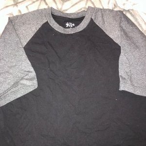 Blank & grey t shirt